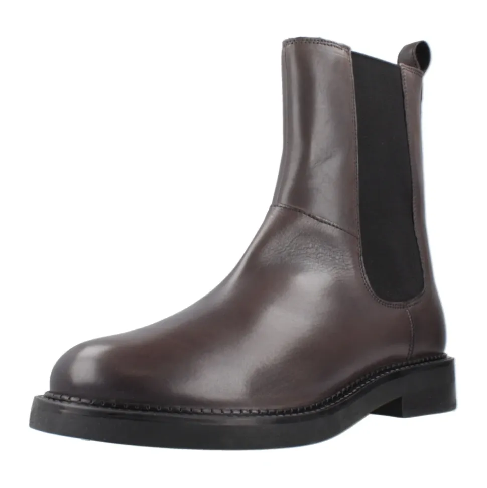 Serilda Chelsea Boots