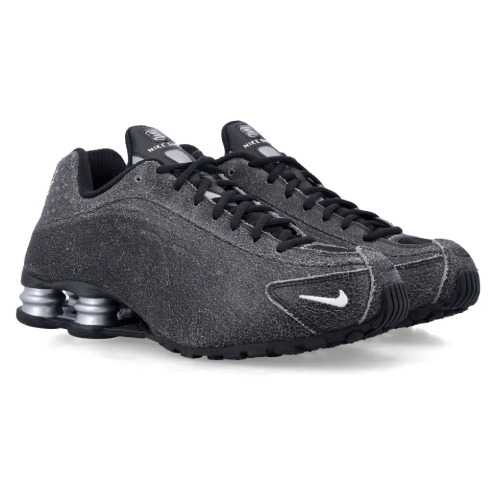 Shox R4