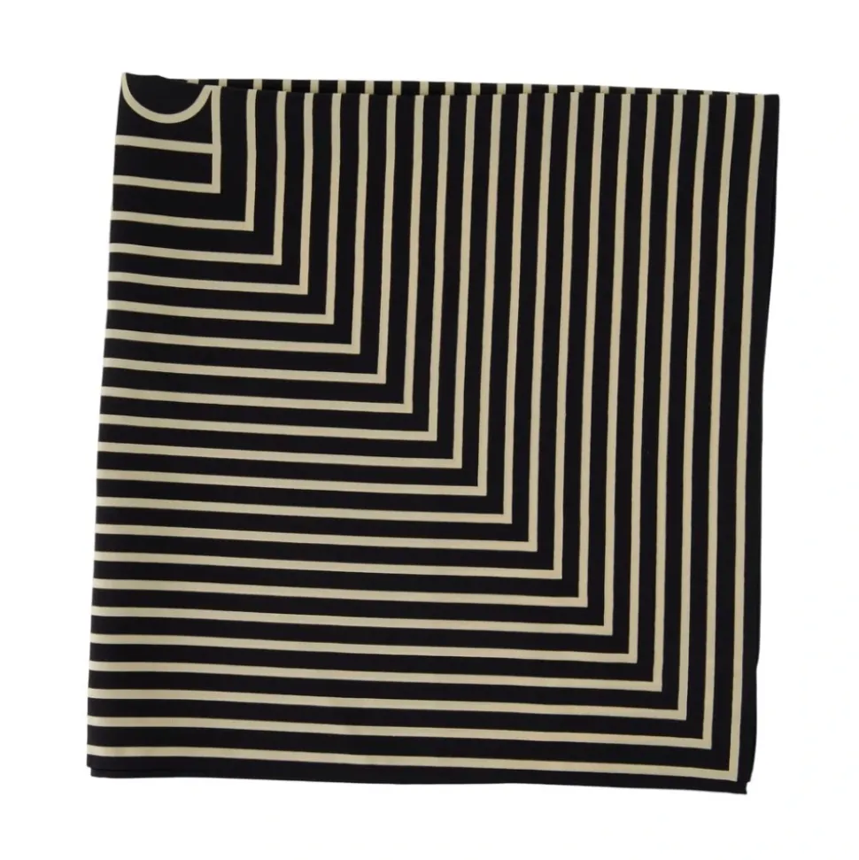 Signature Monogram Schal