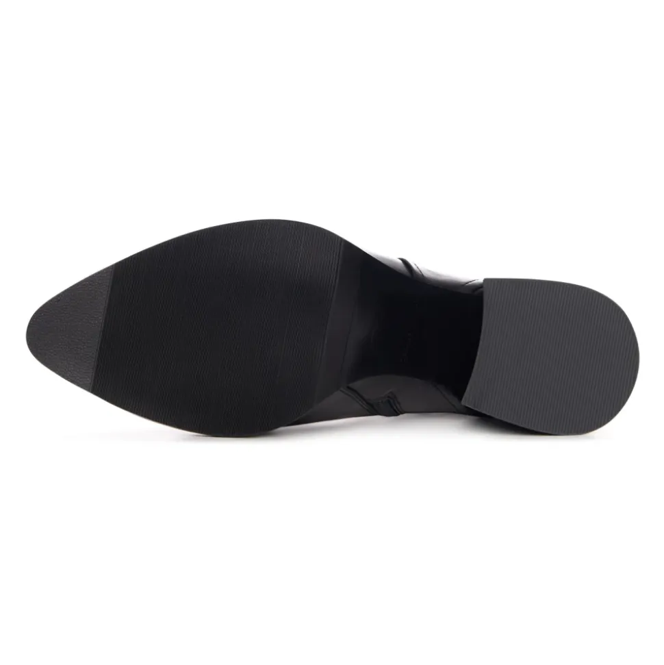 Skulptierte Eleganz Stiefeletten