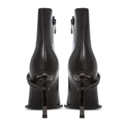 Skulptierte Wrap Knöchelstiefel
