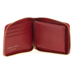 Small Zipped Leather Wallet