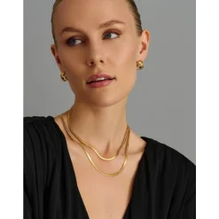 Snake Chain Necklace in Gold