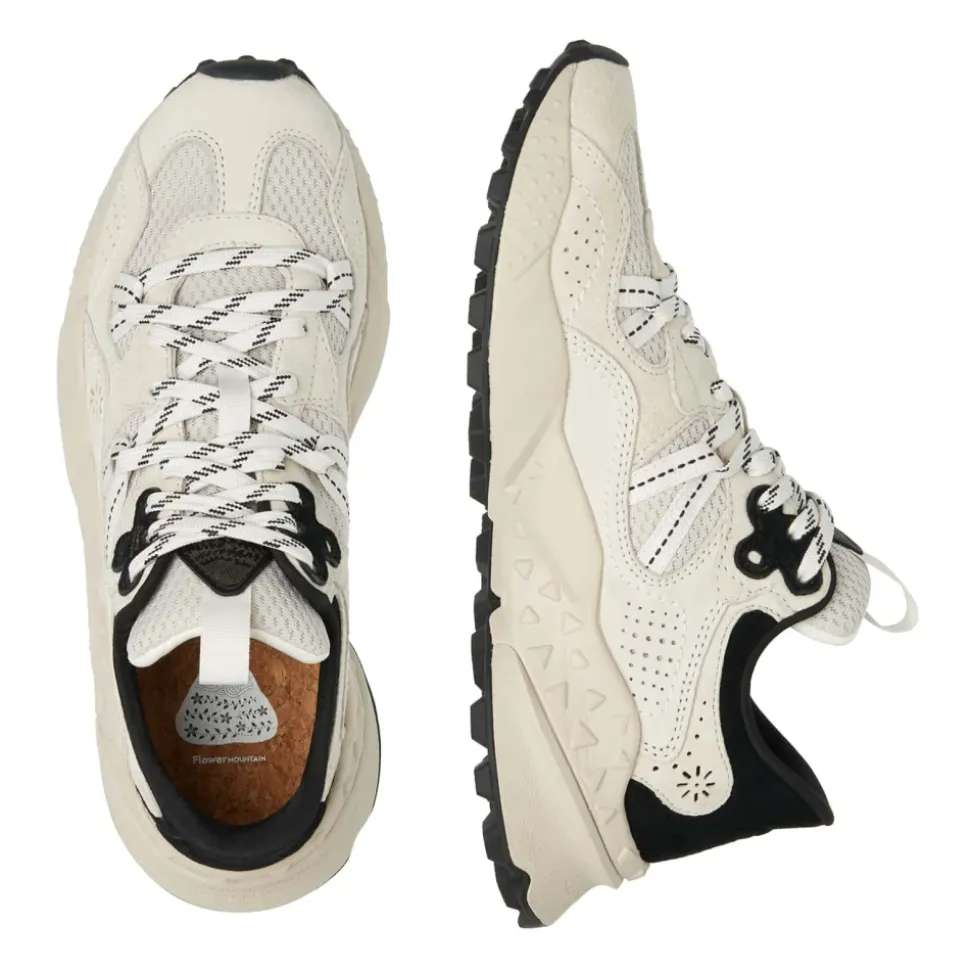 Sneakers aus Wildleder und technischem Gewebe