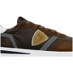 Sneakers Stringhe
