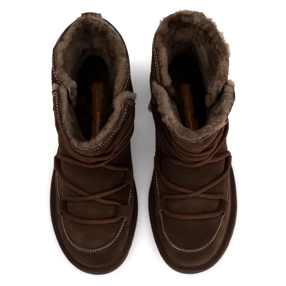Snow Boots