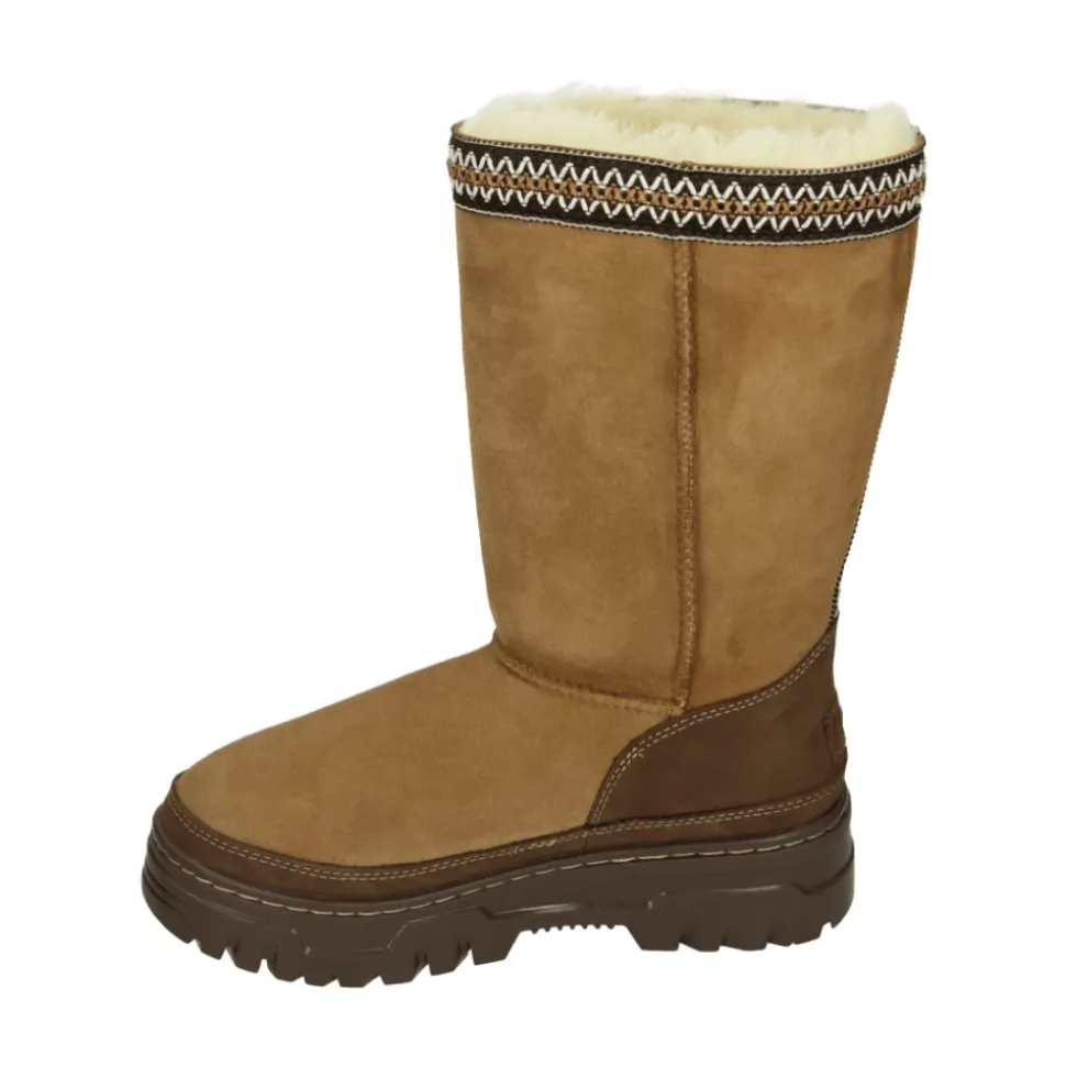 Sportliche hohe Stiefel, cognac Wildlederobermaterial