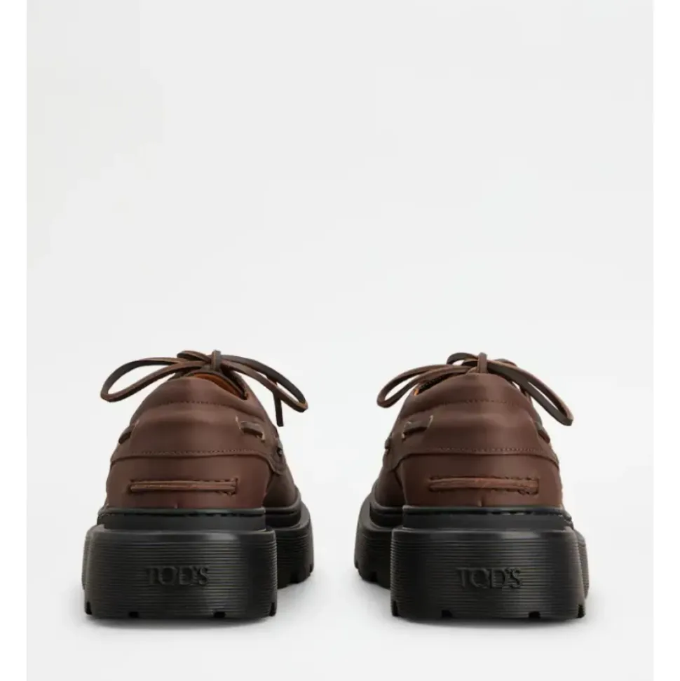 Städtischer Bootsschuh mit Gummisohle