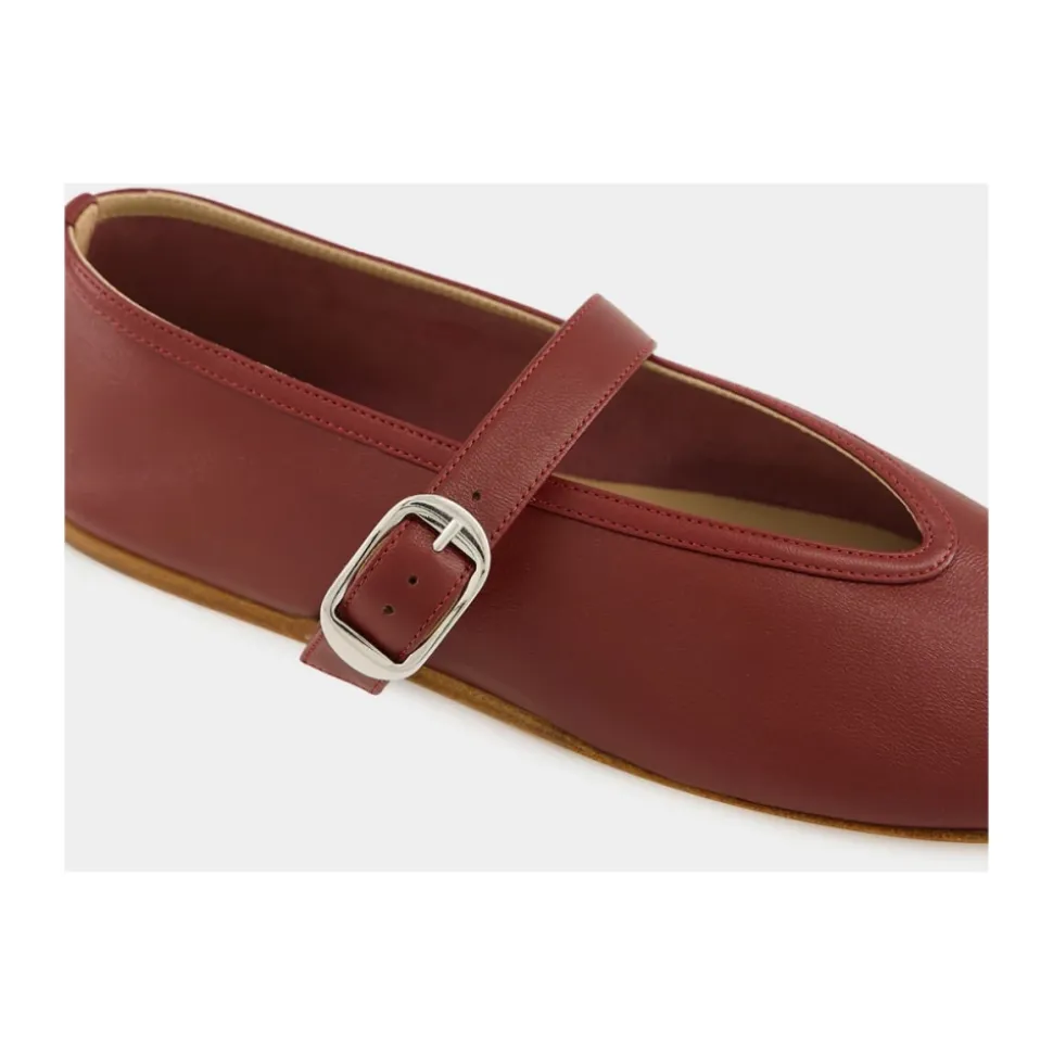 Stella Slipper