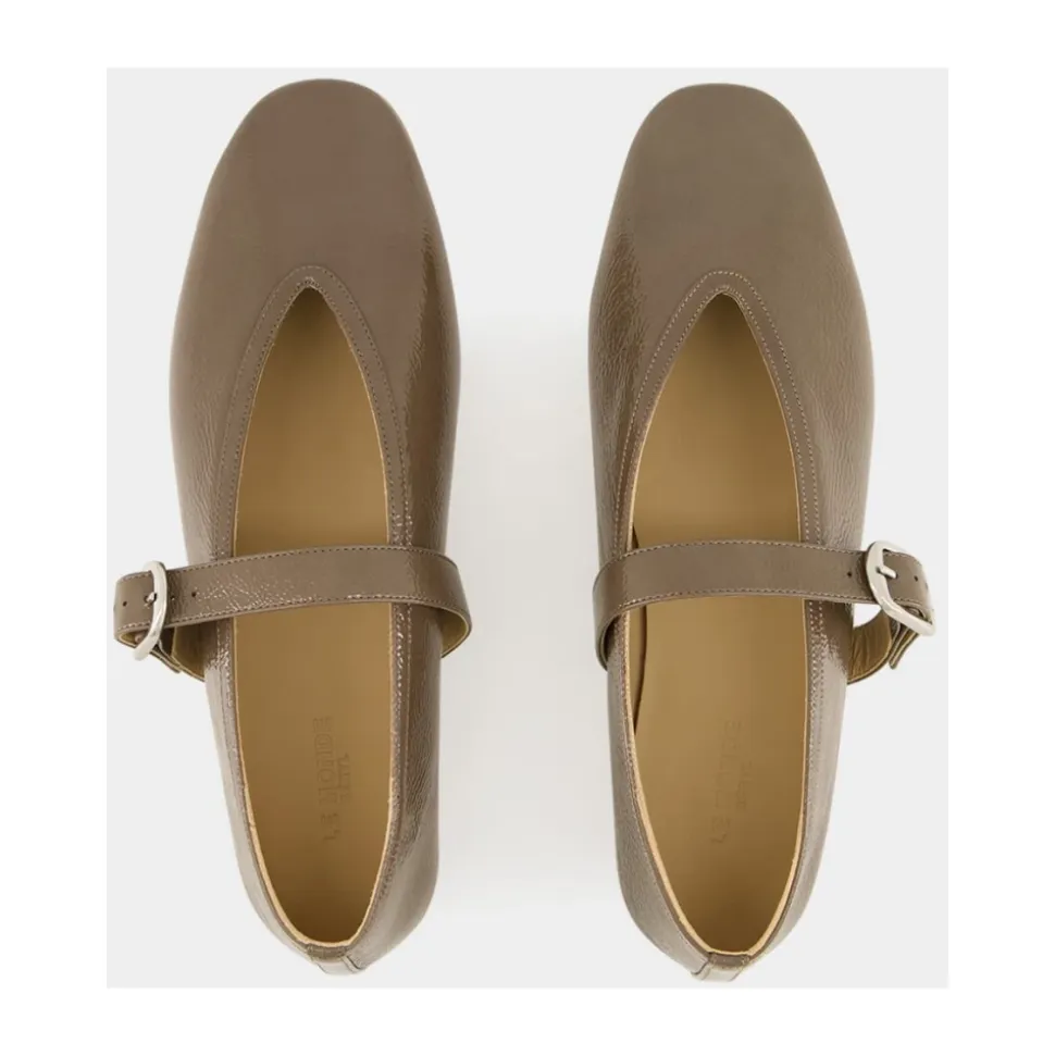 Stella Slipper
