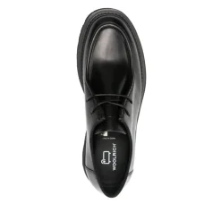 Stilvolle Schnürschuhe in Schwarz