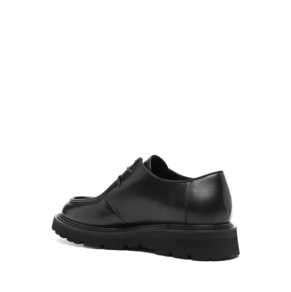 Stilvolle Schnürschuhe in Schwarz