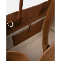 Stilvolle Schuhe und Accessoires