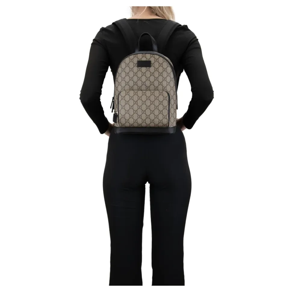 Stilvoller Leder-Rucksack mit Logomotiv