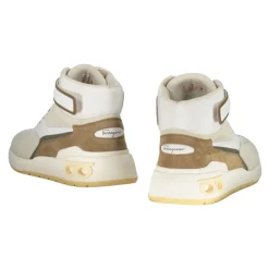 Stylische High-Top-Sneaker mit Stoffeinsätzen