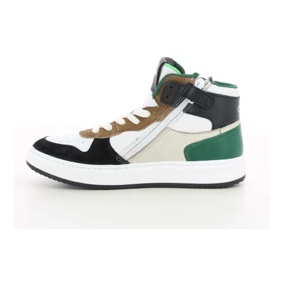 Stylische Kinderschuhe in Cognac