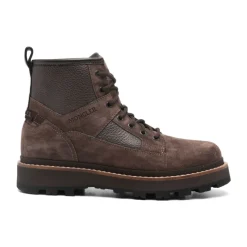 Stylische Schuhe für Männer und Frauen