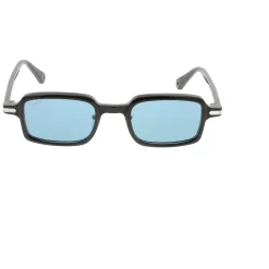 Stylische Sonnenbrille für modischen Look