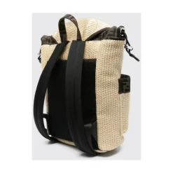 Stylischer Raffia-Rucksack mit Kordelzug