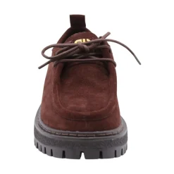 Stylischer Schnürschuh