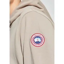 Sweatshirts & Hoodies