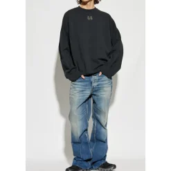 Sweatshirts & Hoodies