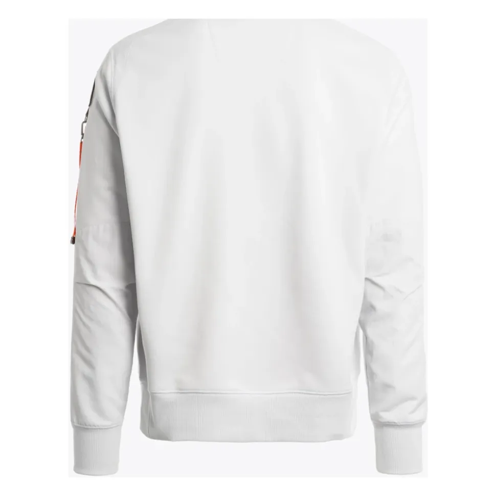 Sweatshirts & Hoodies