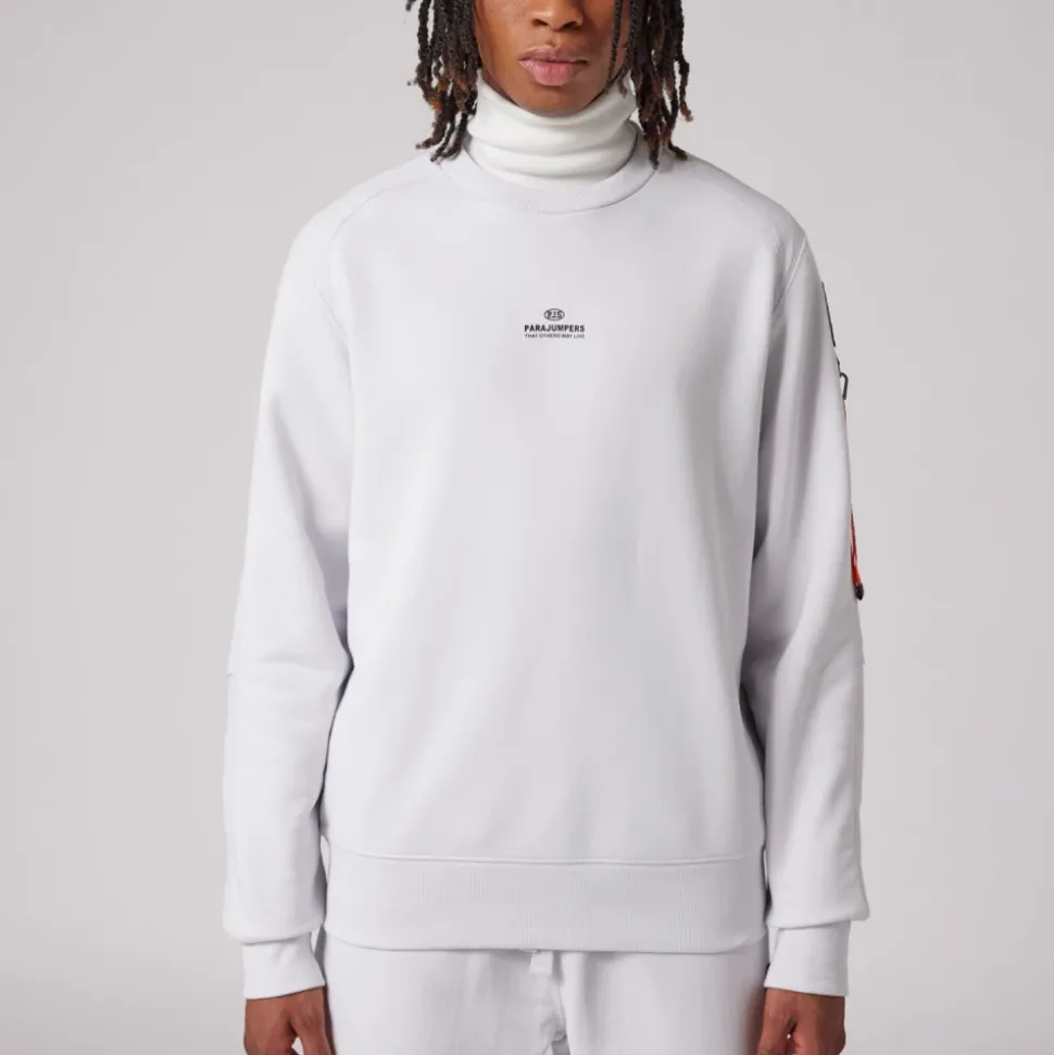 Sweatshirts & Hoodies