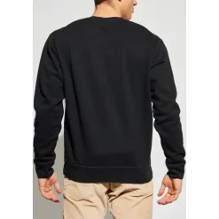 Sweatshirts & Hoodies