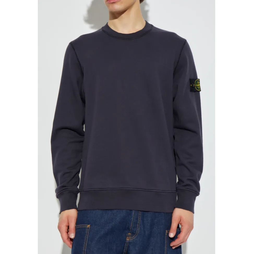 Sweatshirts & Hoodies