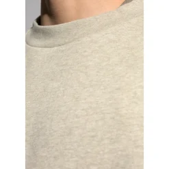 Sweatshirts & Hoodies
