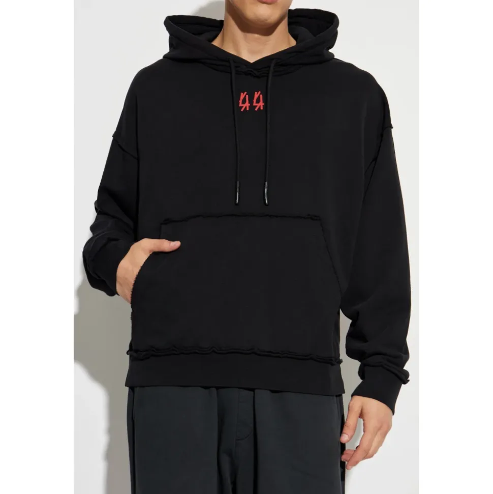 Sweatshirts & Hoodies