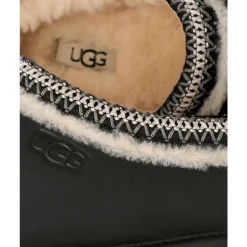 Tasman Slipper