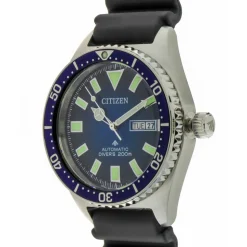 Taucheruhr mit automatischem Uhrwerk und blauem Zifferblatt