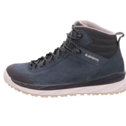 Trekking Boots