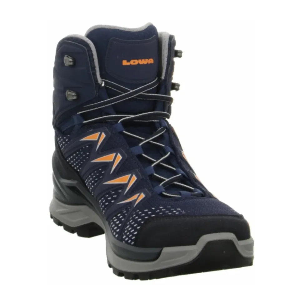 Trekking Boots