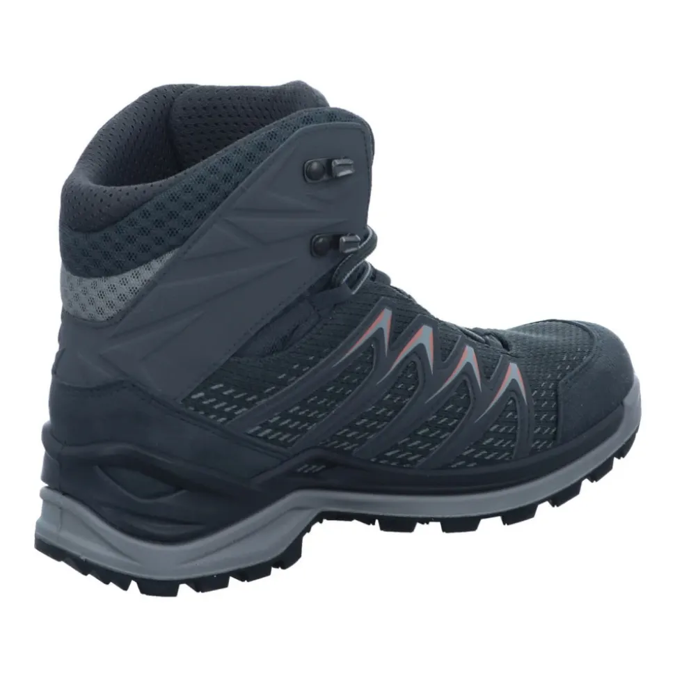 Trekkingstiefel