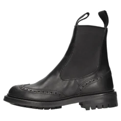 TRICKER''S