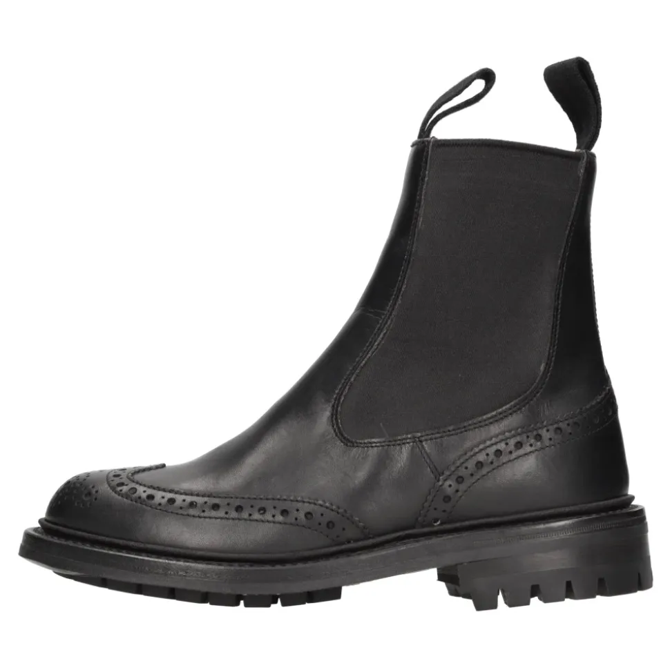 TRICKER''S