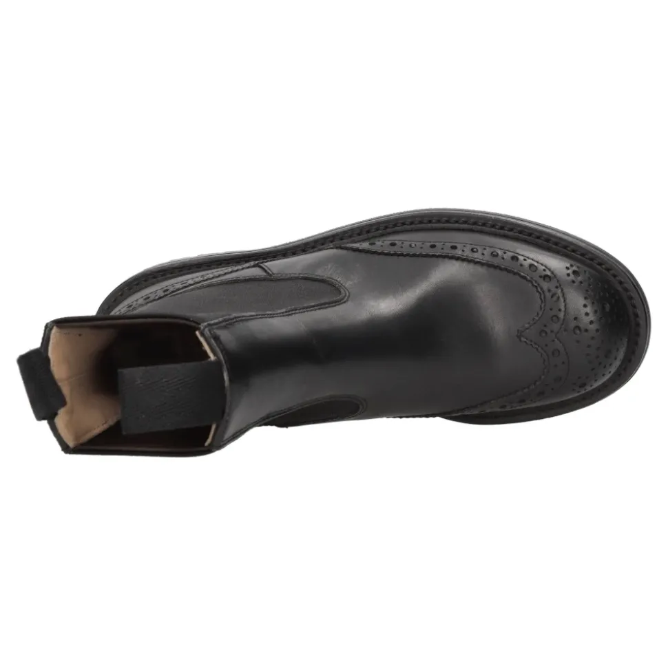 TRICKER''S