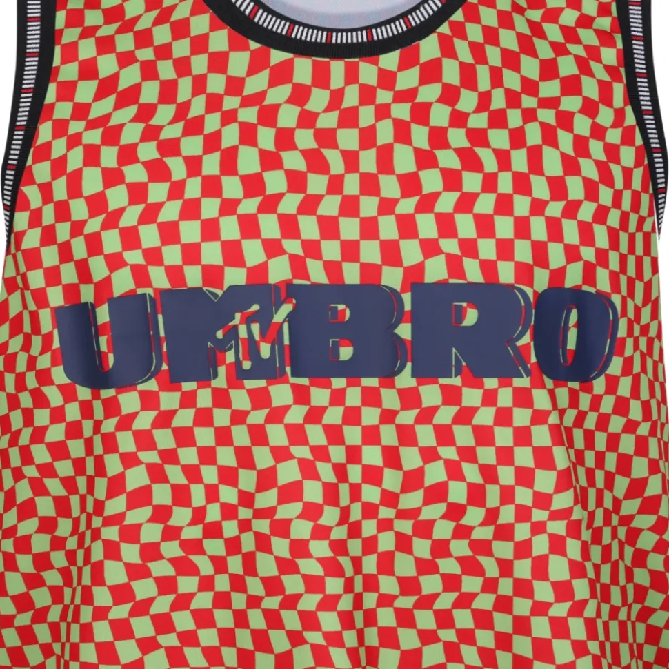 Um X Mtv Vest