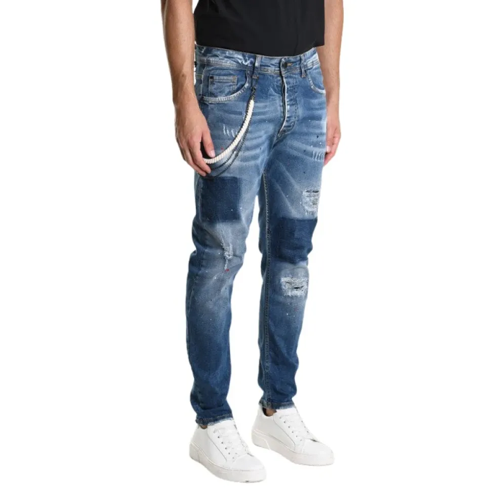 Urban Jeans mit stilvollen Details