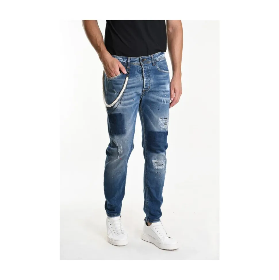 Urban Jeans mit stilvollen Details