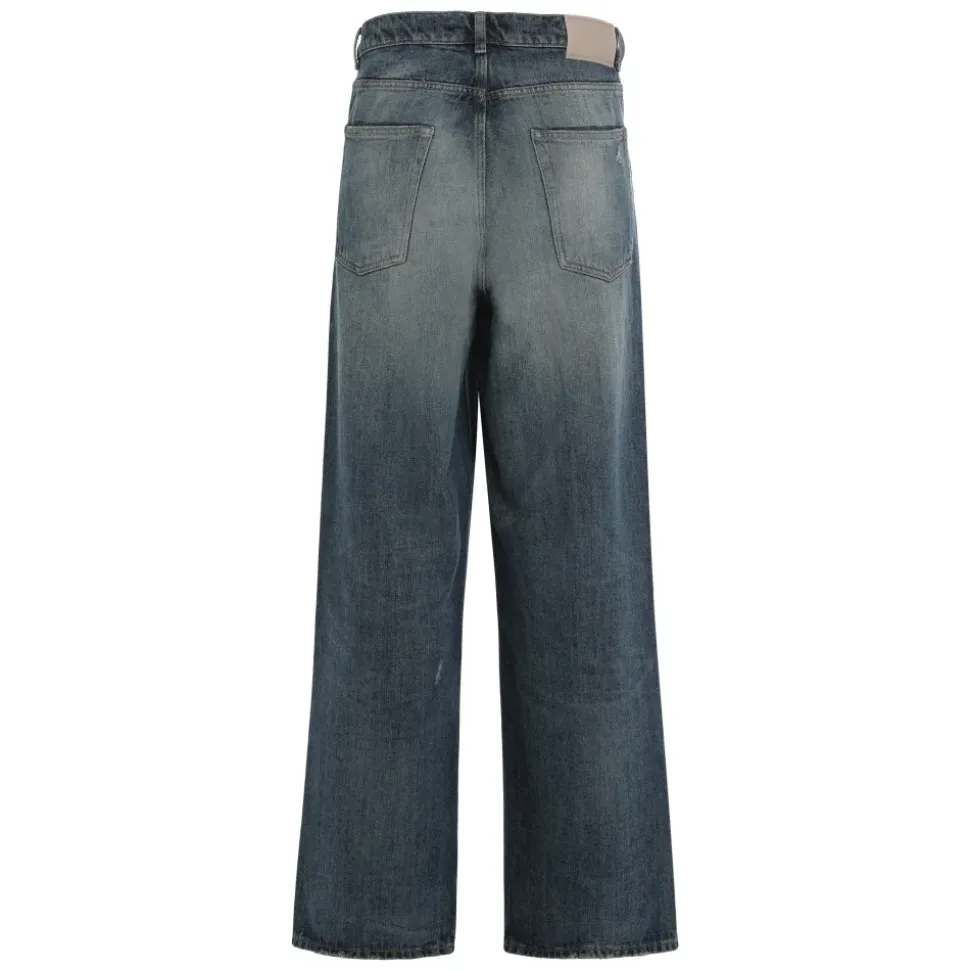 Vast Cut Straight Jeans