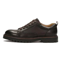 Vielseitige braune Lederschuhe