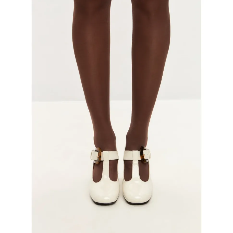 Vintage Buckle Patent Leather Pumps - White