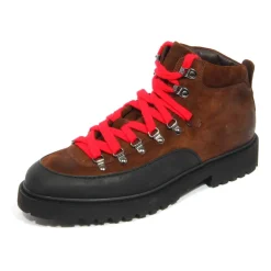 Vintage-Lederstiefel im Used-Look