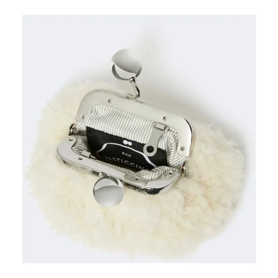 Vivy Clutch