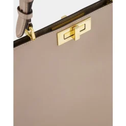 Weiche Große Peekaboo Tasche in Taubengrau