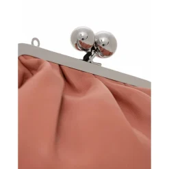 Weiche Leder-Schultertasche mit Kette